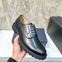 PRADA プラダ 夏のコーデにぴったり 2024SS メンズ用 ビジネスシューズ