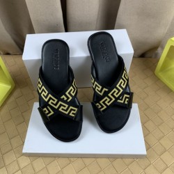 VERSACE ヴェルサーチェ 春夏季超人気即完売 2024SS メンズ用 サンダル
