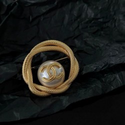 CHANEL シャネル 現地価格お得な春夏新作 2024SS ブローチ