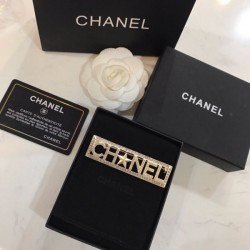 CHANEL シャネル この夏を迎える人気新作 2024SS ブローチ