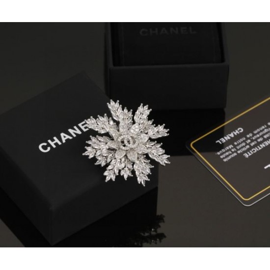 CHANEL シャネル 絶大な人気を博する新作 2024SS ブローチ CHANEL シャネル 絶大な人気を博する新作 2024SS ブローチ