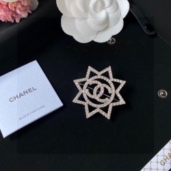 CHANEL シャネル 毎シーズン存在感のある 2024SS ブローチ