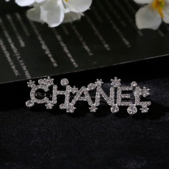CHANEL シャネル この春夏注目のトップス 2024SS ブローチ CHANEL シャネル この春夏注目のトップス 2024SS ブローチ