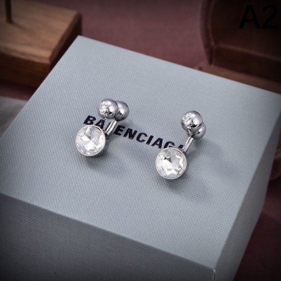 BALENCIAGA バレンシアガ 春夏の新作登場 2024SS イヤリング BALENCIAGA バレンシアガ 春夏の新作登場 2024SS イヤリング