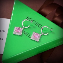 BOTTEGA VENETA ボッテガヴェネタ 絶対欲しい 2024SS イヤリング