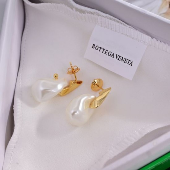 BOTTEGA VENETA ボッテガヴェネタ 限定数限り 2024SS イヤリング BOTTEGA VENETA ボッテガヴェネタ 限定数限り 2024SS イヤリング