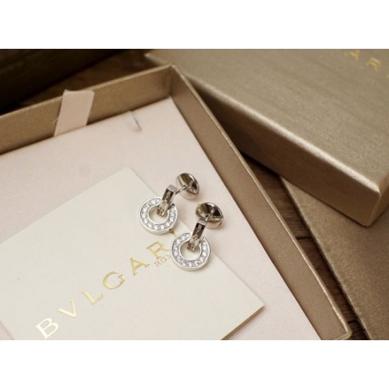 BVLGARI ブルガリ 今注目度が上がって 2024SS イヤリング BVLGARI ブルガリ 今注目度が上がって 2024SS イヤリング