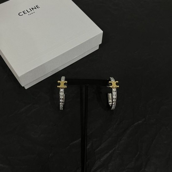 CELINE セリーヌ 安定感のある夏新作 2024SS イヤリング CELINE セリーヌ 安定感のある夏新作 2024SS イヤリング