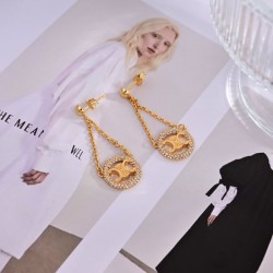 CELINE セリーヌ 春夏も引き続き注目 2024SS イヤリング
