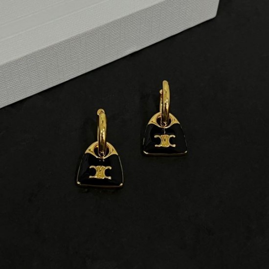 CELINE セリーヌ 定番人気薄手柔らか 2024SS イヤリング CELINE セリーヌ 定番人気薄手柔らか 2024SS イヤリング