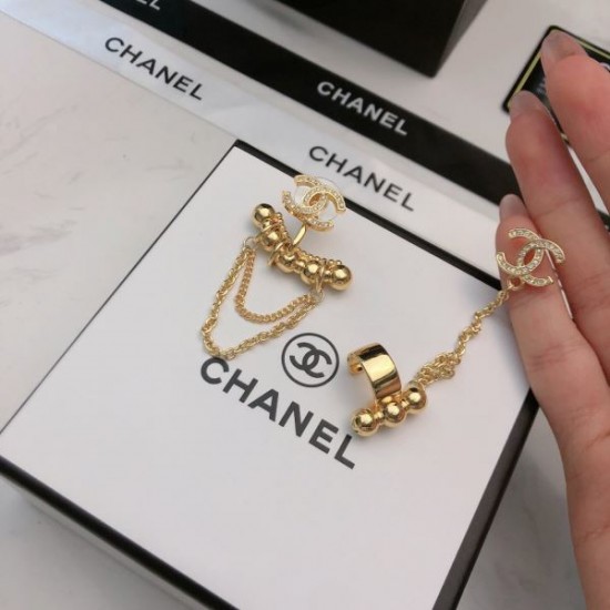 CHANEL シャネル 足下注目してくれる 2024SS イヤリング CHANEL シャネル 足下注目してくれる 2024SS イヤリング