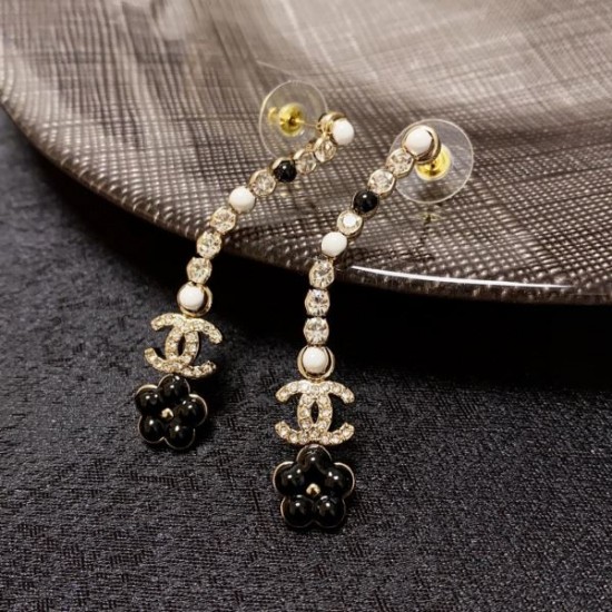 CHANEL シャネル 今夏在庫一掃セール 2024SS イヤリング CHANEL シャネル 今夏在庫一掃セール 2024SS イヤリング