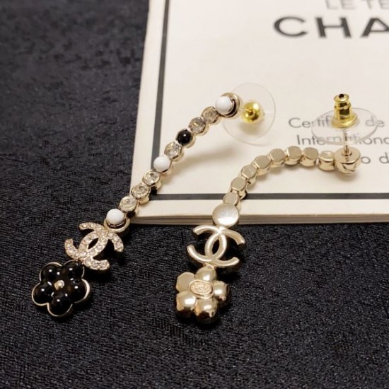 CHANEL シャネル 今夏在庫一掃セール 2024SS イヤリング CHANEL シャネル 今夏在庫一掃セール 2024SS イヤリング