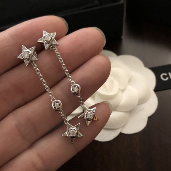 CHANEL シャネル 大切な方へのギフト 2024SS イヤリング CHANEL シャネル 大切な方へのギフト 2024SS イヤリング