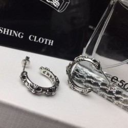CHROME HEARTS クロムハーツ ロゴが素敵 2024SS イヤリング