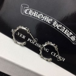 CHROME HEARTS クロムハーツ ロゴが素敵 2024SS イヤリング