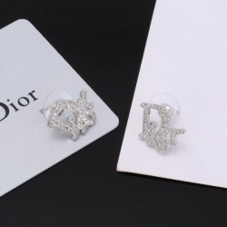 DIOR ディオール 絶対欲しい手に入る 2024SS イヤリング