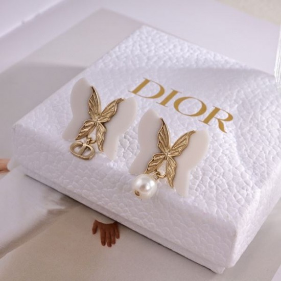 DIOR ディオール 今年買い足したい! 2024SS イヤリング DIOR ディオール 今年買い足したい! 2024SS イヤリング