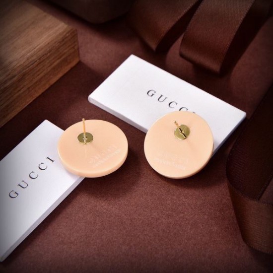 GUCCI グッチ 流行に左右されない 2024SS イヤリング GUCCI グッチ 流行に左右されない 2024SS イヤリング