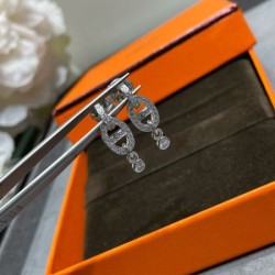 HERMES エルメス 夏おしゃれを先取り 2024SS イヤリング