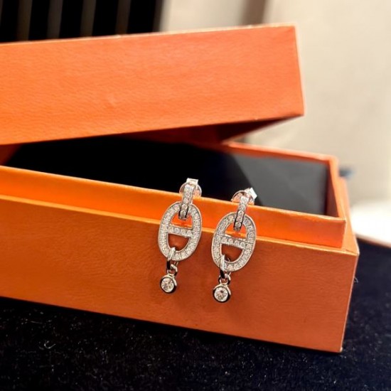 HERMES エルメス 今年流の人気コーデ 2024SS イヤリング