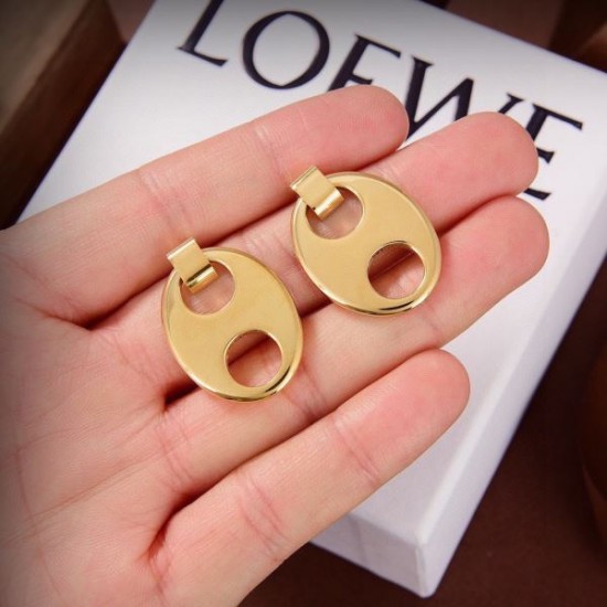 LOEWE ロエベ 着回し力抜群大人気 2024SS イヤリング LOEWE ロエベ 着回し力抜群大人気 2024SS イヤリング