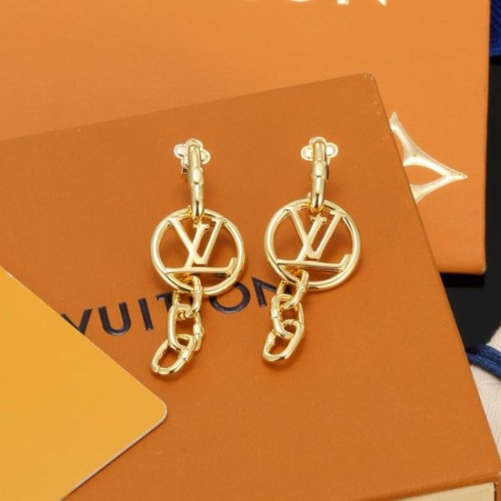 LOUIS VUITTON ルイヴィトン 爆発的人気 2024SS イヤリング LOUIS VUITTON ルイヴィトン 爆発的人気 2024SS イヤリング