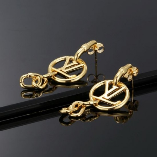 LOUIS VUITTON ルイヴィトン 爆発的人気 2024SS イヤリング LOUIS VUITTON ルイヴィトン 爆発的人気 2024SS イヤリング
