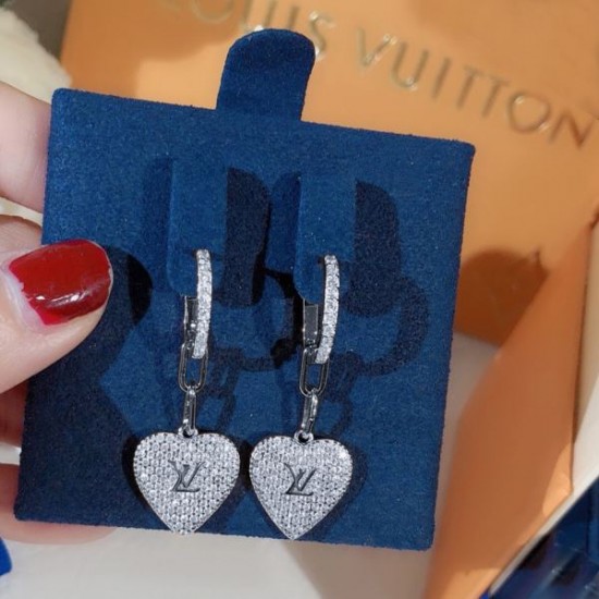 LOUIS VUITTON ルイヴィトン 超激得格安 2024SS イヤリング LOUIS VUITTON ルイヴィトン 超激得格安 2024SS イヤリング
