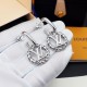 LOUIS VUITTON ルイヴィトン 春夏モデル 2024SS イヤリング LOUIS VUITTON ルイヴィトン 春夏モデル 2024SS イヤリング