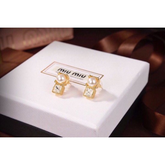 MIU MIU ミュウミュウ 今期新商品 2024SS イヤリング MIU MIU ミュウミュウ 今期新商品 2024SS イヤリング