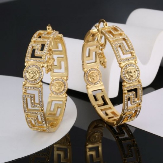 VERSACE ヴェルサーチェ 海外限定新作 2024SS イヤリング VERSACE ヴェルサーチェ 海外限定新作 2024SS イヤリング