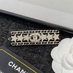 CHANEL シャネル 主役になる個性的なアイテム 2024SS 髪飾り
