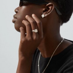 GUCCI グッチ 日本でも大人気のモデル 2024SS リング