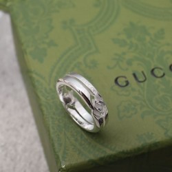 GUCCI グッチ スタイリッシュな雰囲気 2024SS リング