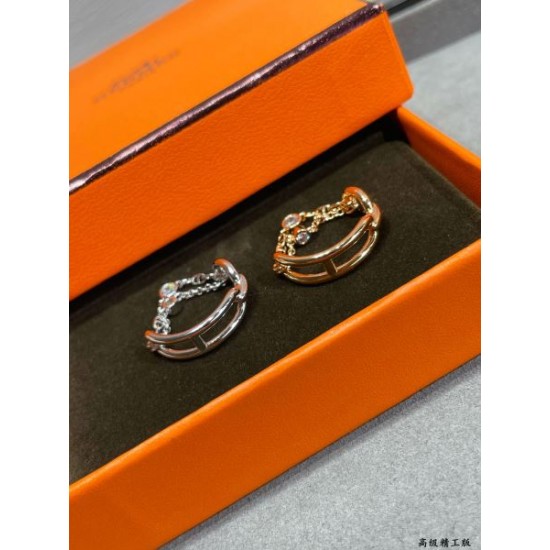 HERMES エルメス レトロ感のあるデザイン 2024SS リング