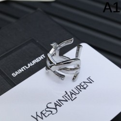 YSL イヴ サンローラン 最新で一目惚れ 2024SS リング