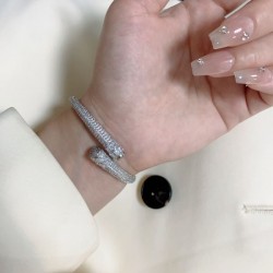 CARTIER カルティエ この夏欠かせないアイテム 2024SS ブレスレット