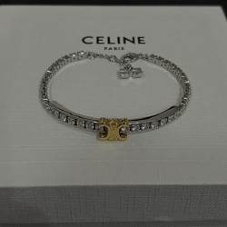 CELINE セリーヌ 季節の変わり目に活躍する 2024SS ブレスレット