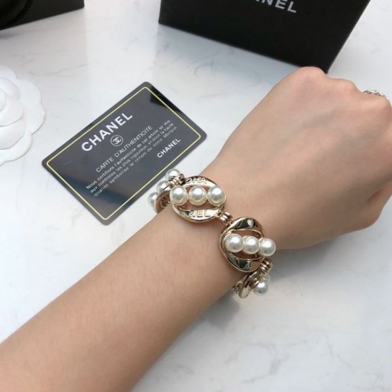 CHANEL シャネル 大活躍間違いなしの新着 2024SS ブレスレット CHANEL シャネル 大活躍間違いなしの新着 2024SS ブレスレット