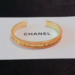 CHANEL シャネル 今年らしく魅力的アップ 2024SS ブレスレット