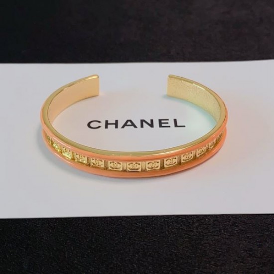 CHANEL シャネル 今年らしく魅力的アップ 2024SS ブレスレット CHANEL シャネル 今年らしく魅力的アップ 2024SS ブレスレット