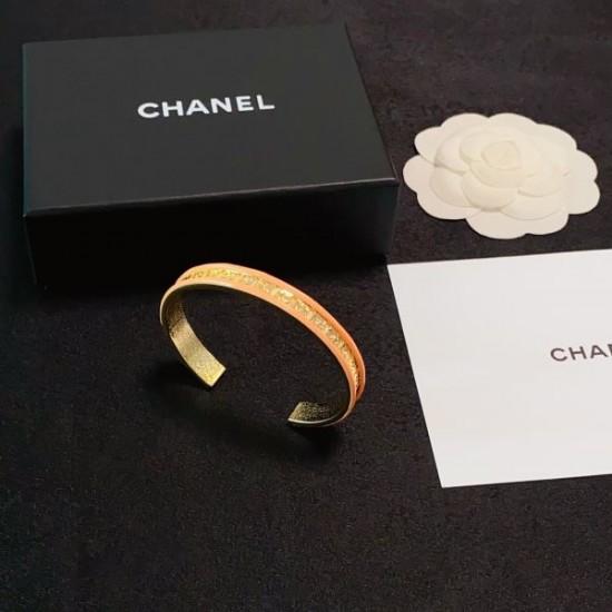 CHANEL シャネル 今年らしく魅力的アップ 2024SS ブレスレット CHANEL シャネル 今年らしく魅力的アップ 2024SS ブレスレット