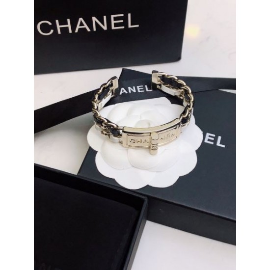 CHANEL シャネル 今すぐ買えちゃう!新着 2024SS ブレスレット CHANEL シャネル 今すぐ買えちゃう!新着 2024SS ブレスレット