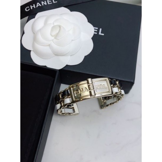 CHANEL シャネル 今すぐ買えちゃう!新着 2024SS ブレスレット CHANEL シャネル 今すぐ買えちゃう!新着 2024SS ブレスレット