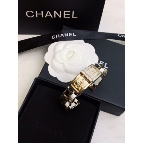CHANEL シャネル 今すぐ買えちゃう!新着 2024SS ブレスレット CHANEL シャネル 今すぐ買えちゃう!新着 2024SS ブレスレット