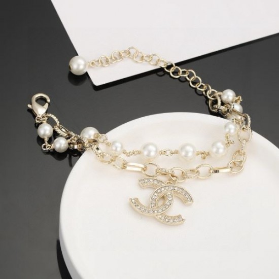 CHANEL シャネル ファッションに新しい色 2024SS ブレスレット CHANEL シャネル ファッションに新しい色 2024SS ブレスレット