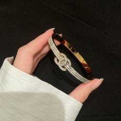 CHANEL シャネル 春夏は継続系のトレンド 2024SS ブレスレット