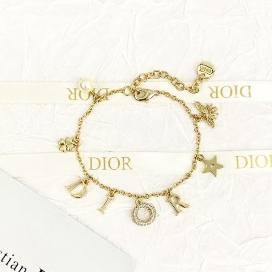 DIOR ディオール 新作夏の優秀アイテム 2024SS ブレスレット DIOR ディオール 新作夏の優秀アイテム 2024SS ブレスレット