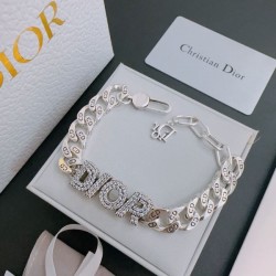 DIOR ディオール 夏らしく爽やかな印象 2024SS ブレスレット